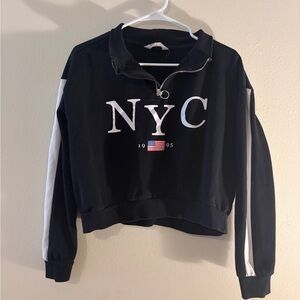H&M Black and White NYC Sweatshirt